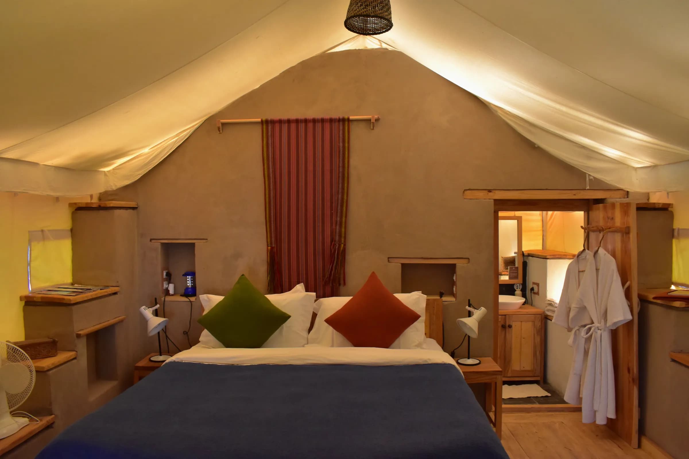 Deluxe Tents