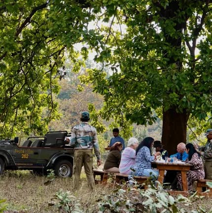 Bush Lunch Bagh Villas