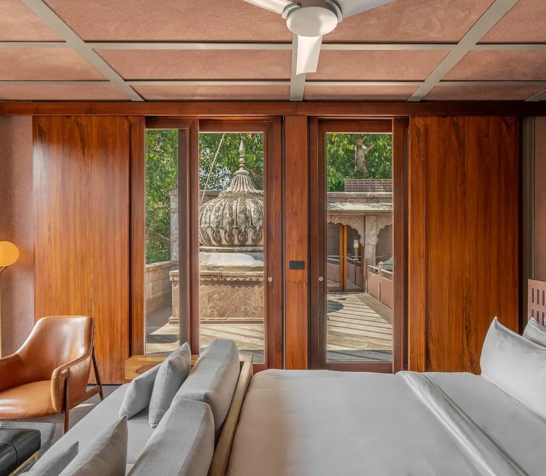 Stepwell Suite