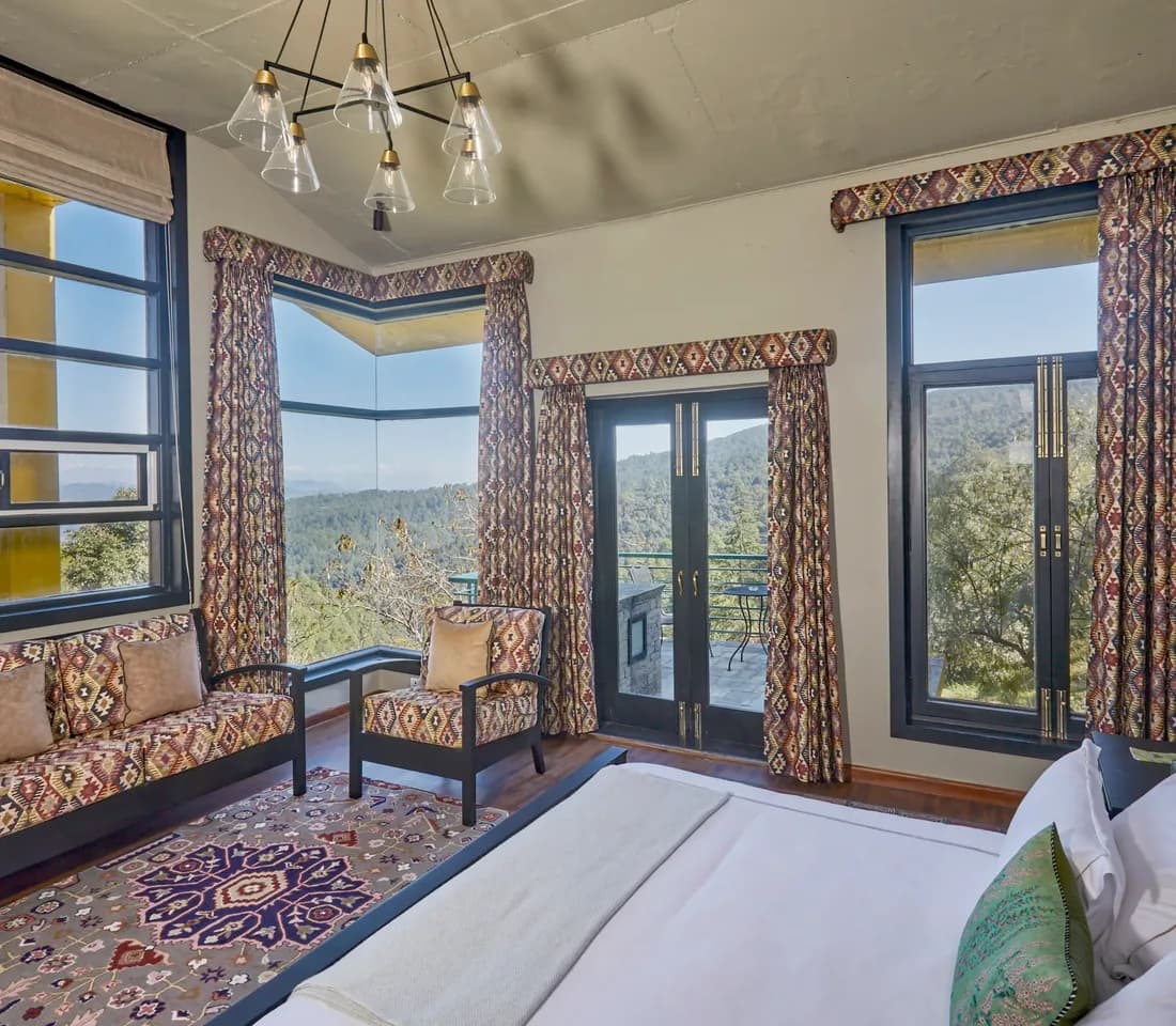 Deluxe Orchard Suites